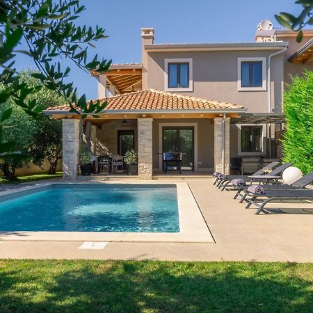 Villa Flora Vabriga Tar-Vabriga Bagian luar foto