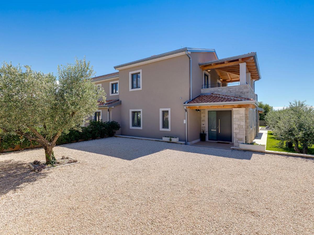 Villa Flora Vabriga Tar-Vabriga Bagian luar foto