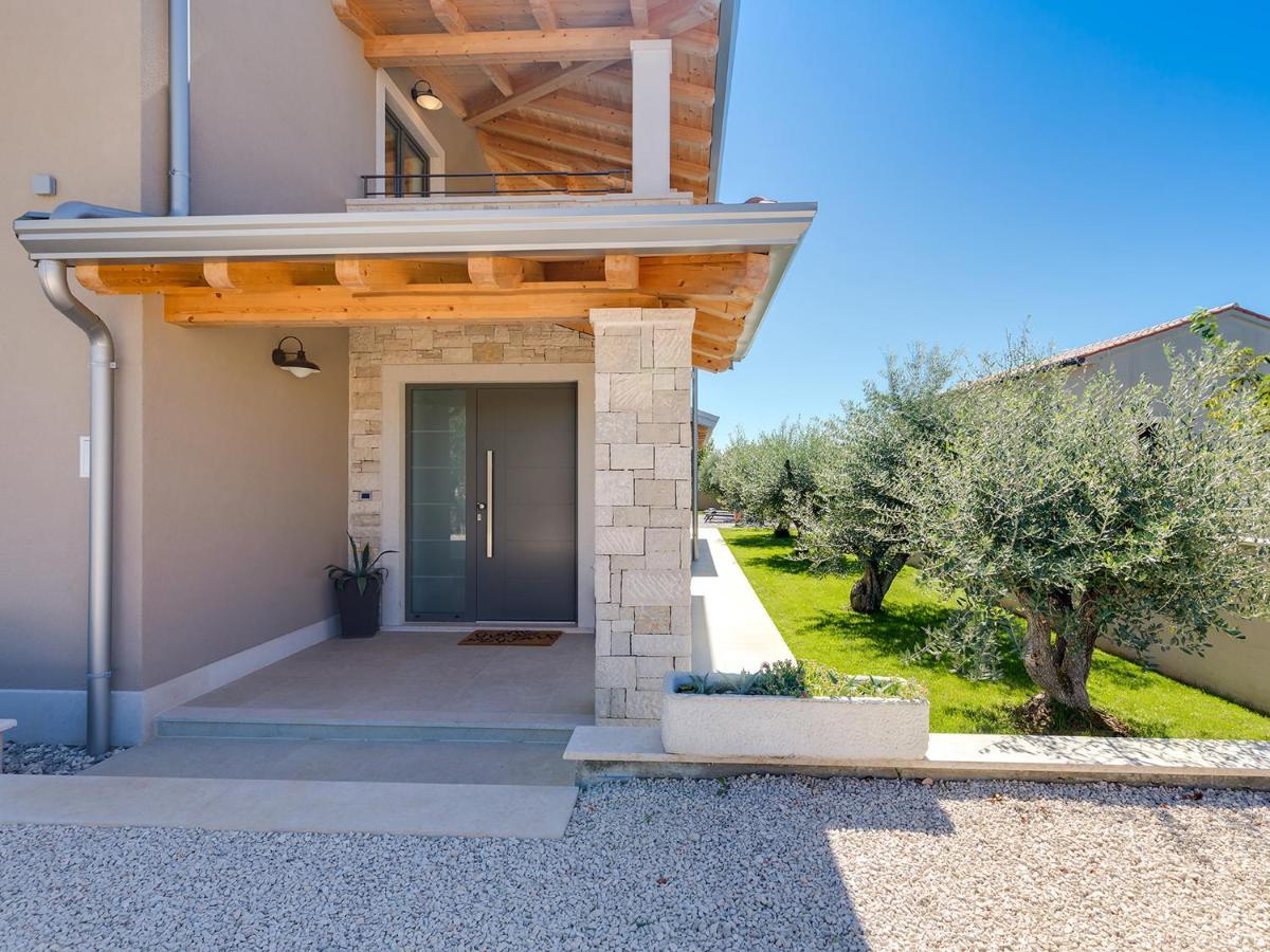 Villa Flora Vabriga Tar-Vabriga Bagian luar foto