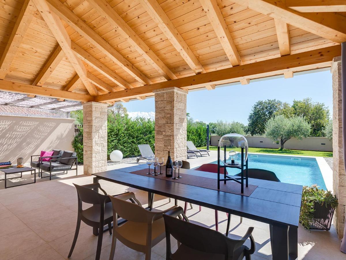 Villa Flora Vabriga Tar-Vabriga Bagian luar foto