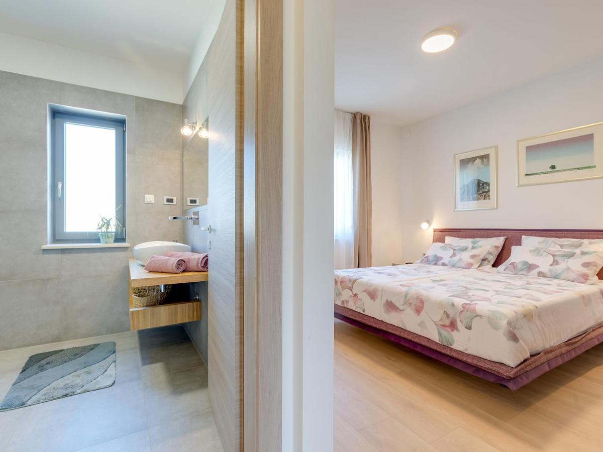 Villa Flora Vabriga Tar-Vabriga Bagian luar foto